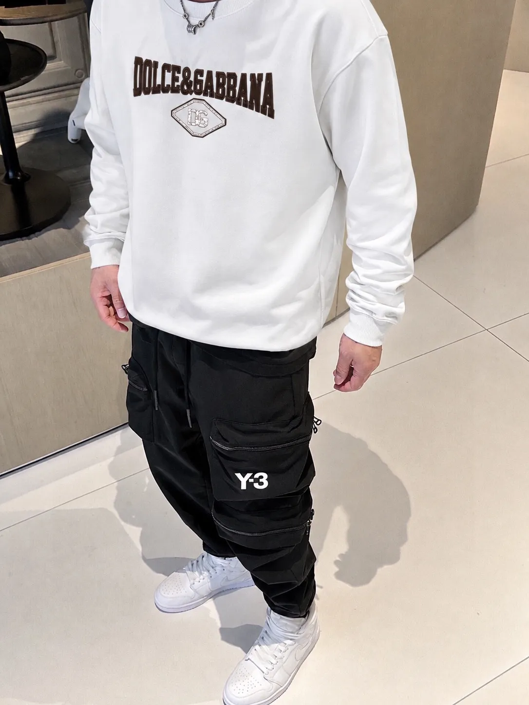Dolc*&Gabban Dolce & Gabban Epoxy three-dimensional letters Gram double yarn pure cotton, tight yarn round neck sweatshirt upper body is very comfortable, Men's and women's Same Style long-sleeved loose sweatshirt, dropped shoulders loose fit Color: Black White Coffee Brown Size: S (90-130 pounds) M (125-150 pounds) L (135-165 pounds) XL (160-190 pounds) XXL (185 pounds)